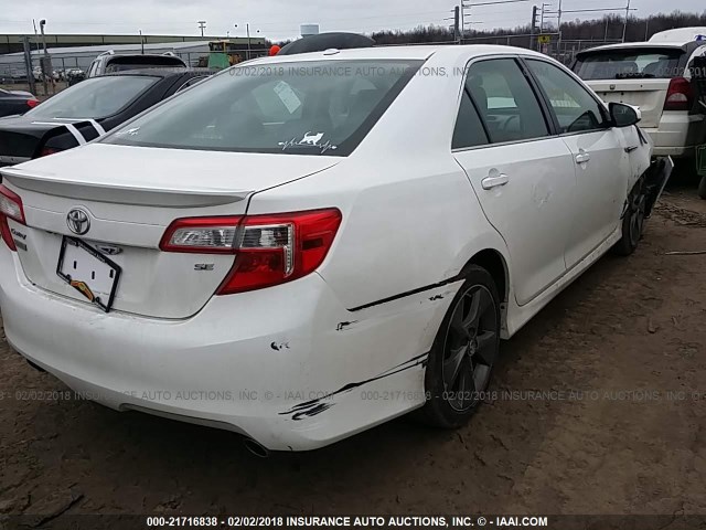 4T1BK1FK0CU501173 - 2012 TOYOTA CAMRY SE/XLE WHITE photo 4