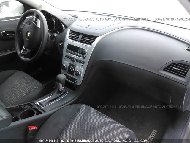1G1ZC5E19BF259852 - 2011 CHEVROLET MALIBU 1LT ყავისფერი ფოტო 5