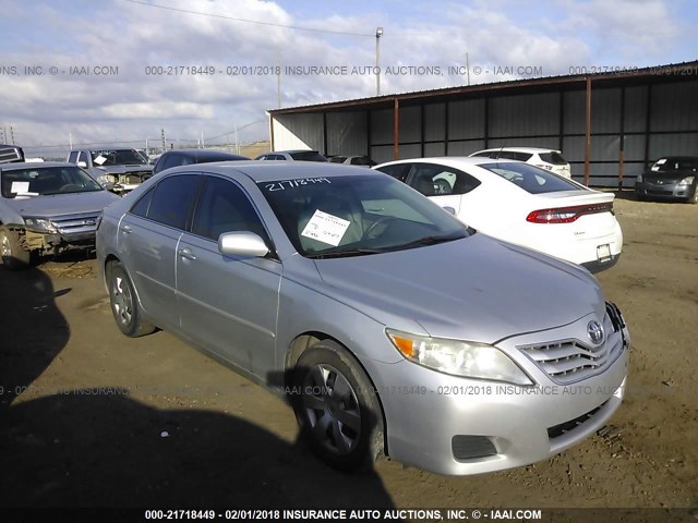 4T1BF3EK2AU046342 - 2010 TOYOTA CAMRY SE/LE/XLE SILVER photo 1