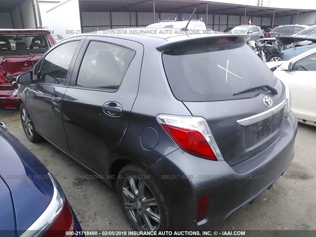 JTDKTUD35DD562857 - 2013 TOYOTA YARIS GRAY photo 3