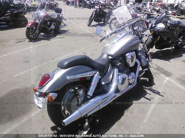 1HFSC551X9A500016 - 2009 HONDA VTX1300 C GRAY photo 4