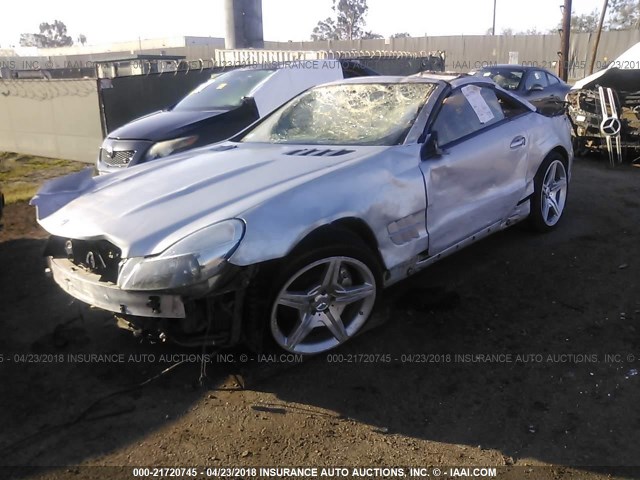 WDBSK71F89F143494 - 2009 MERCEDES-BENZ SL 550 SILVER photo 2