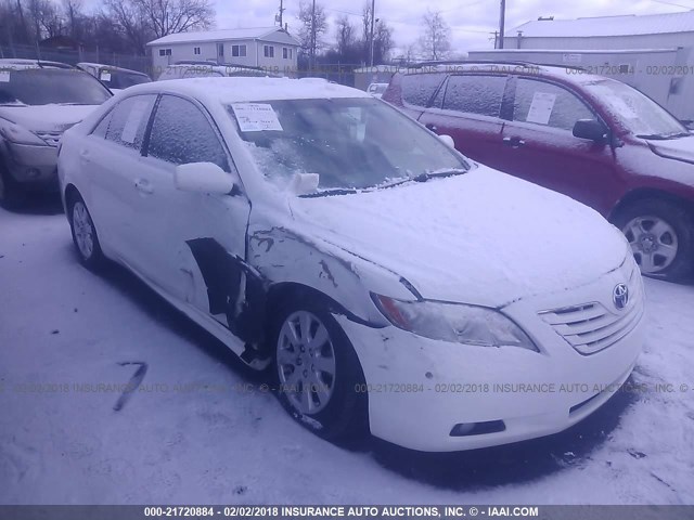 4T1BK46K47U535107 - 2007 TOYOTA CAMRY NEW GENERAT LE/XLE/SE WHITE photo 1