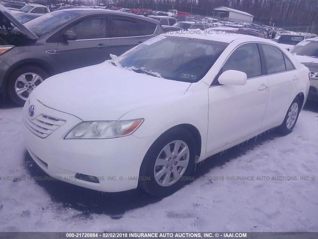 4T1BK46K47U535107 - 2007 TOYOTA CAMRY NEW GENERAT LE/XLE/SE WHITE photo 2
