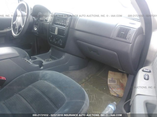 1FMZU73E82UC86568 - 2002 FORD EXPLORER XLT SILVER photo 5