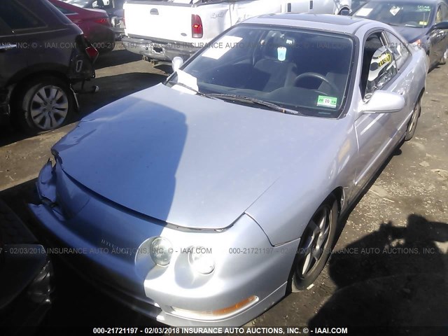 JH4DC435XVS007989 - 1997 ACURA INTEGRA LS SILVER photo 2