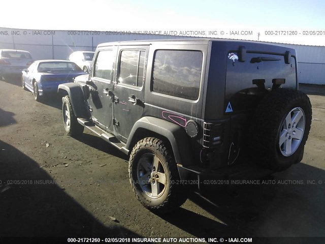 1C4BJWDG6HL742672 - 2017 JEEP WRANGLER UNLIMITE SPORT GRAY photo 3