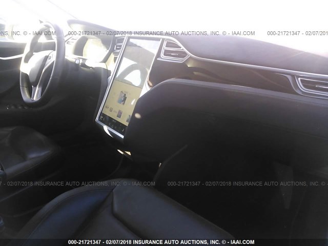 5YJSA1E28FF114134 - 2015 TESLA MODEL S SILVER photo 5