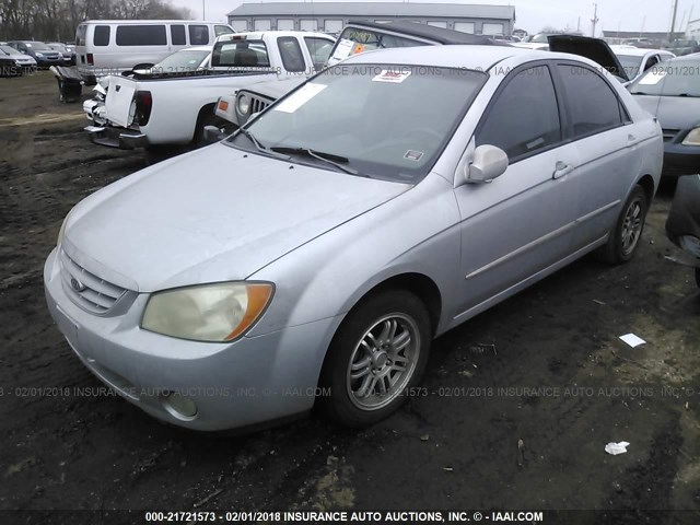 KNAFE122545050723 - 2004 KIA NEW SPECTRA LX/EX SILVER photo 2