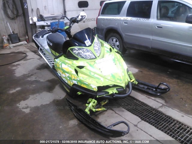 4UF11SNWXBT106122 - 2011 ARCTIC CAT 794CC  Yaşıl foto 1