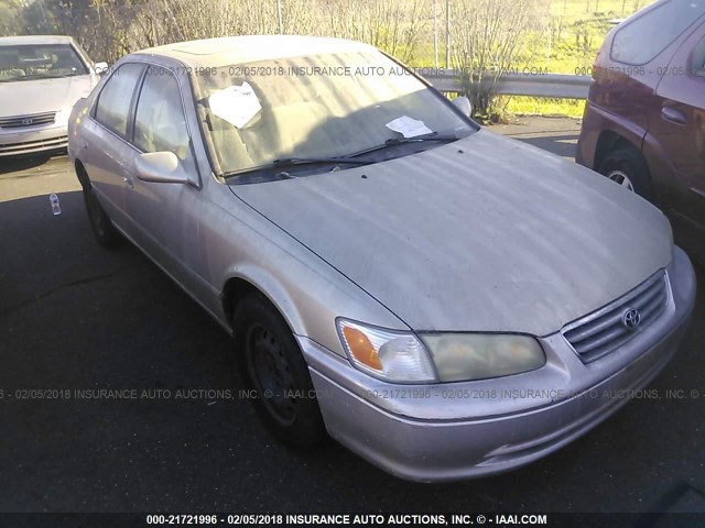 JT2BF22K510294992 - 2001 TOYOTA CAMRY CE/LE/XLE SILVER photo 1
