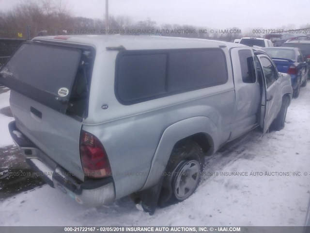 5TEUX42N58Z533826 - 2008 TOYOTA TACOMA ACCESS CAB SILVER photo 4