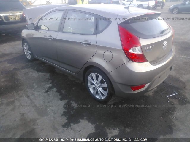 KMHCU5AE7CU032459 - 2012 HYUNDAI ACCENT GLS/GS/SE Pewter photo 3