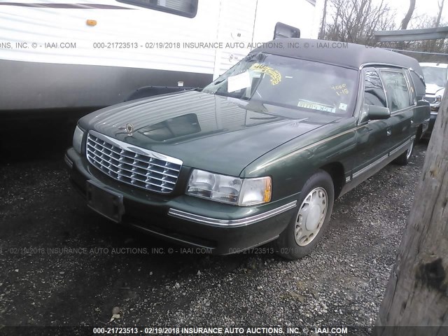 1GEEH90Y8XU500894 - 1999 CADILLAC COMMERCIAL CHASSI  GREEN photo 2