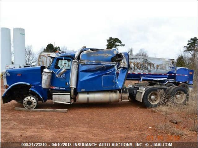 1XP5DB9X67D665606 - 2007 PETERBILT 379 Unknown photo 2