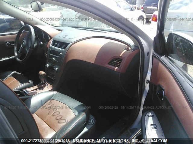 1G1ZK577X9F173383 - 2009 CHEVROLET MALIBU LTZ 银色 照片 5