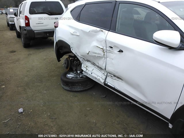 KM8J33A44GU146947 - 2016 HYUNDAI TUCSON LIMITED/SPORT AND ECO/SE WHITE photo 6