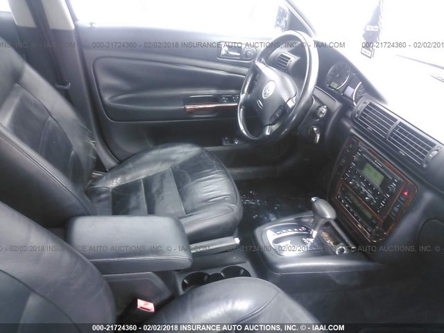 WVWRH63B93P437314 - 2003 VOLKSWAGEN PASSAT GLX 黑色 照片 5