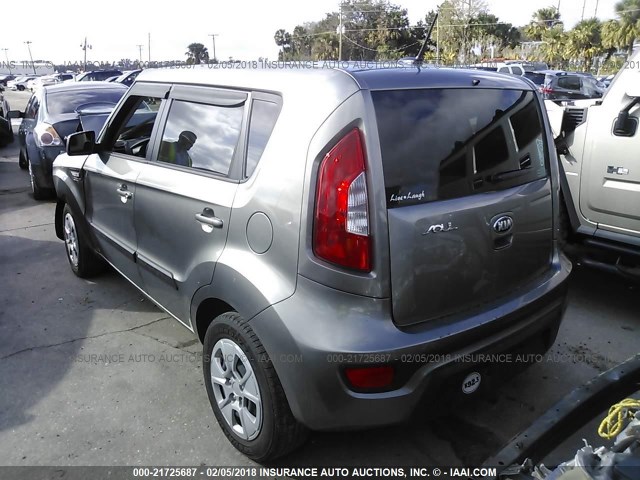 KNDJT2A53D7611011 - 2013 KIA SOUL GRAY photo 3