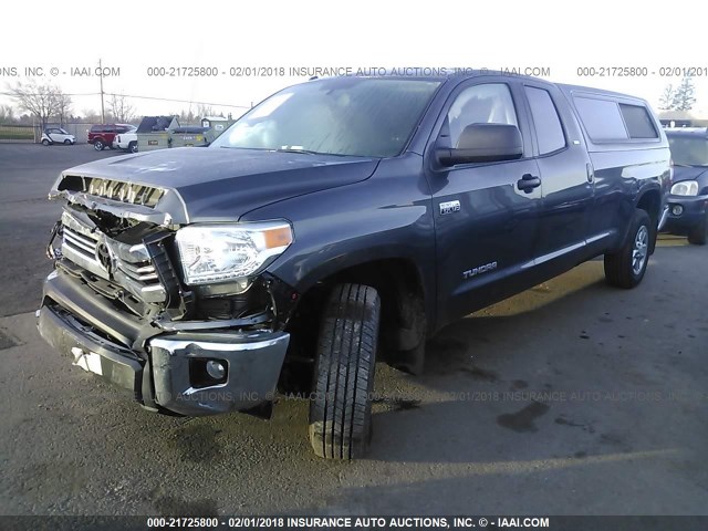 5TFCY5F10GX020169 - 2016 TOYOTA TUNDRA DOUBLE CAB SR/SR5 GRAY photo 2