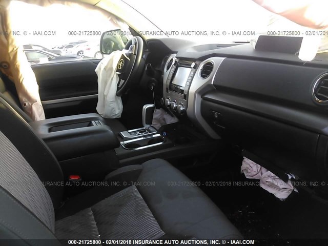 5TFCY5F10GX020169 - 2016 TOYOTA TUNDRA DOUBLE CAB SR/SR5 GRAY photo 5
