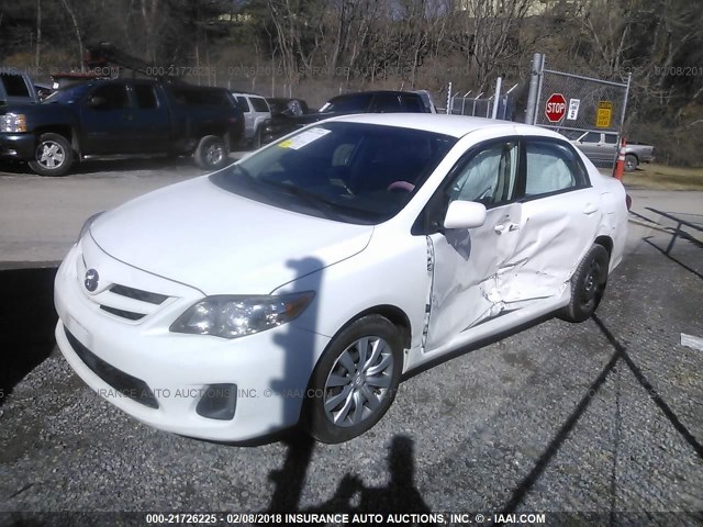 2T1BU4EE0CC873637 - 2012 TOYOTA COROLLA S/LE WHITE photo 2