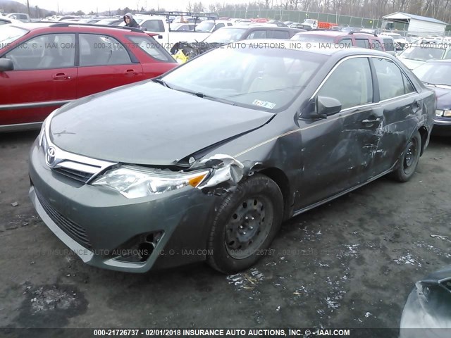 4T4BF1FK5DR318069 - 2013 TOYOTA CAMRY L/SE/LE/XLE GREEN photo 2