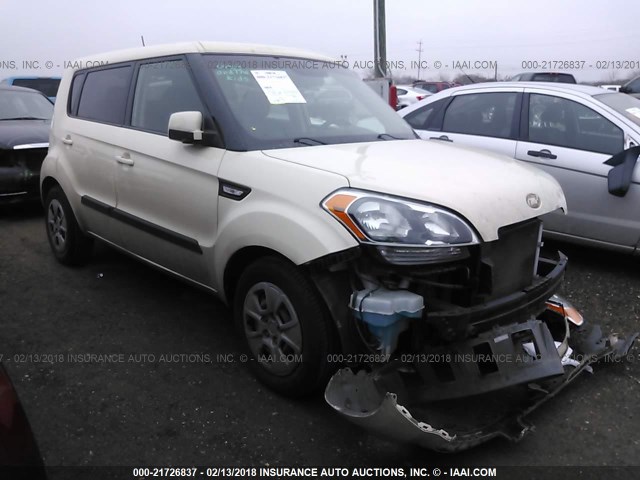 KNDJT2A59C7451862 - 2012 KIA SOUL WHITE photo 1