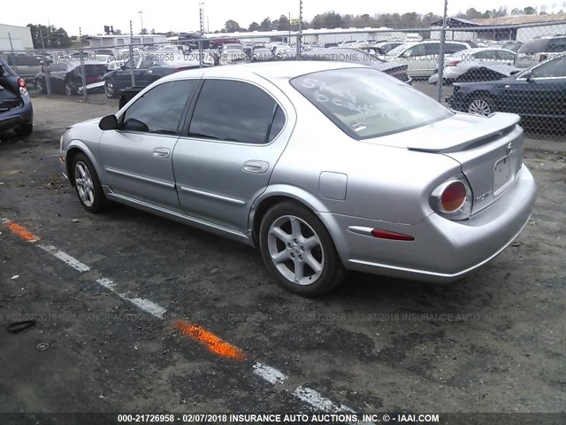 JN1DA31D93T511844 - 2003 NISSAN MAXIMA GLE/GXE/SE SILVER photo 3