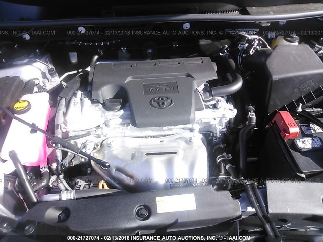 2T3RFREV5JW743085 - 2018 TOYOTA RAV4 ADVENTURE/XLE SILVER photo 10