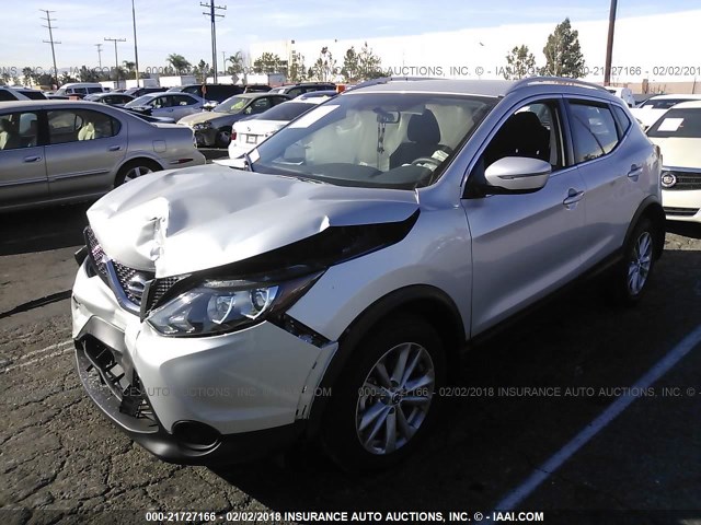 JN1BJ1CP0HW006736 - 2017 NISSAN ROGUE SPORT S/SV/SL SILVER photo 2