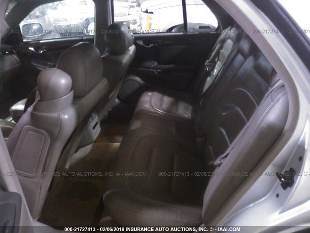 1G6KD54Y1YU296759 - 2000 CADILLAC DEVILLE SILVER photo 8