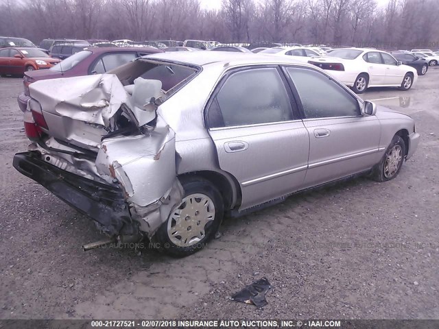 1HGCD5685TA120551 - 1996 HONDA ACCORD DX 25TH ANNIVERSARY Champagne photo 4