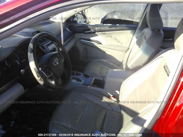 4T1BD1FK0CU032130 - 2012 TOYOTA CAMRY HYBRID/LE/XLE 红色 照片 5