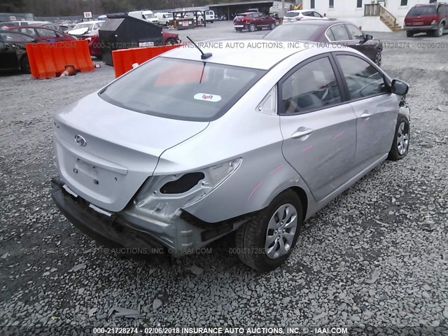 KMHCT4AE1GU942692 - 2016 HYUNDAI ACCENT SE SILVER photo 4