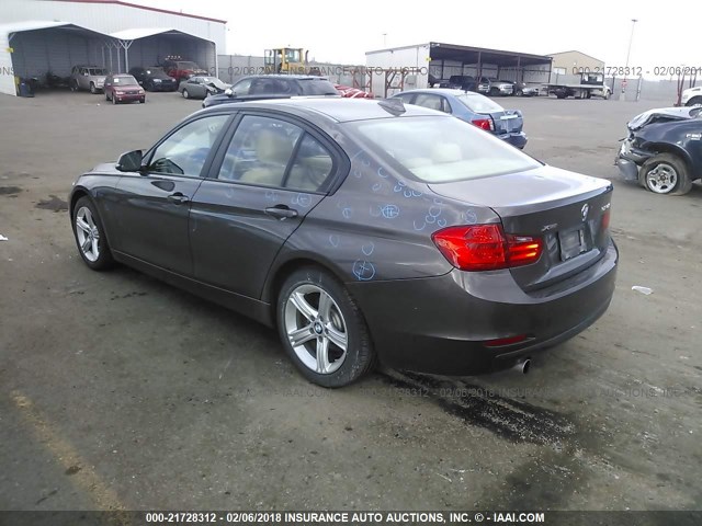 WBA3C3C58EF985758 - 2014 BMW 320 I/XDRIVE BROWN photo 3