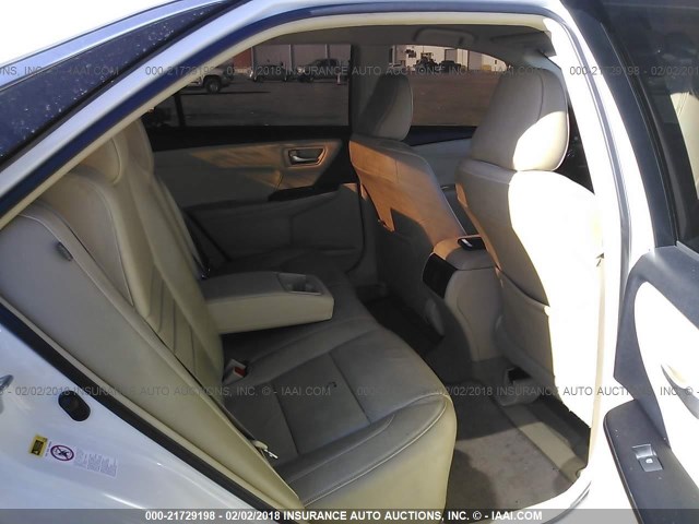 4T1BF1FK1FU921033 - 2015 TOYOTA CAMRY LE/XLE/SE/XSE Blanc photo 8