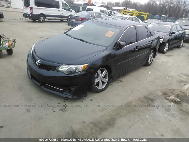 4T1BF1FK6DU259625 - 2013 TOYOTA CAMRY L/SE/LE/XLE BLACK photo 2