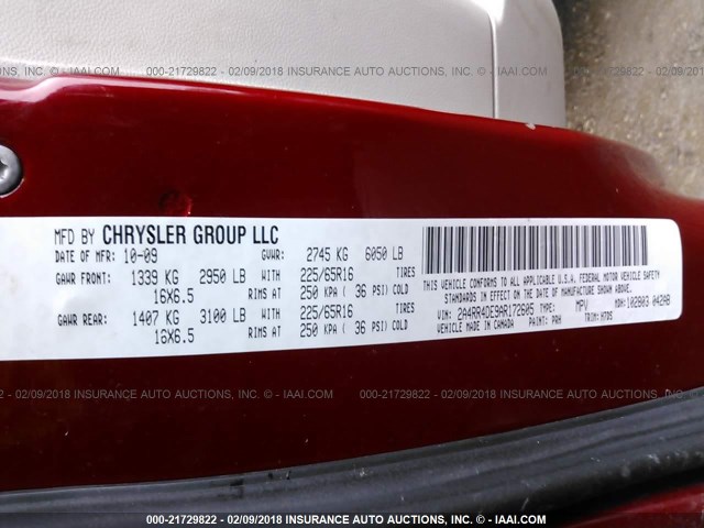 2A4RR4DE9AR172605 - 2010 CHRYSLER TOWN & COUNTRY LX RED photo 9