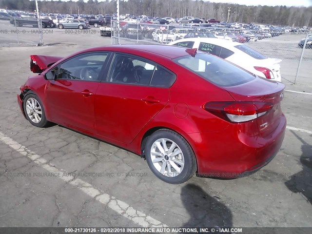 3KPFL4A76HE116391 - 2017 KIA FORTE LX/S RED photo 3