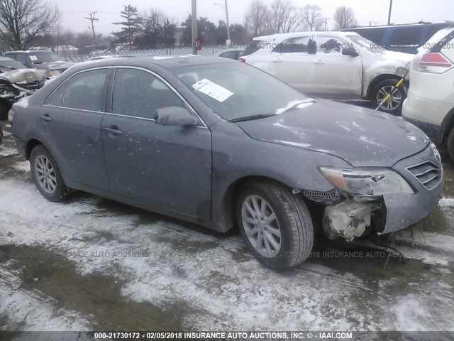 4T4BF3EK2BR156203 - 2011 TOYOTA CAMRY SE/LE/XLE GRAY photo 1