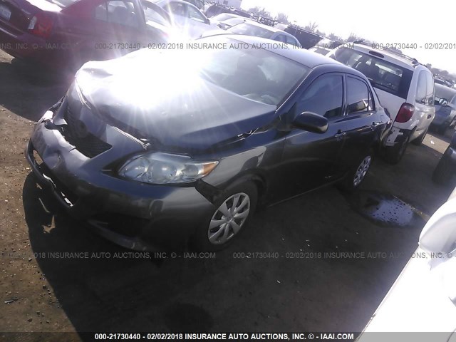 1NXBU4EE2AZ189250 - 2010 TOYOTA COROLLA S/LE/XLE GRAY photo 2