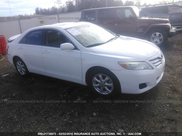 4T4BF3EK2AR073899 - 2010 TOYOTA CAMRY SE/LE/XLE WHITE photo 1