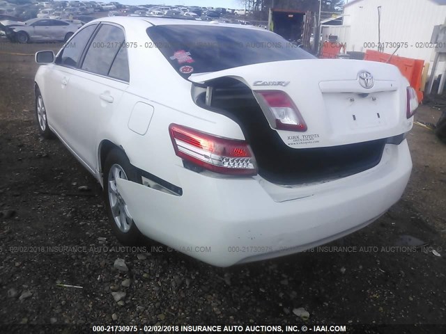 4T4BF3EK2AR073899 - 2010 TOYOTA CAMRY SE/LE/XLE WHITE photo 6