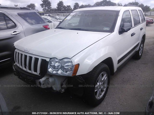 1J4GS48K96C143035 - 2006 JEEP GRAND CHEROKEE LAREDO/COLUMBIA/FREEDOM WHITE photo 2