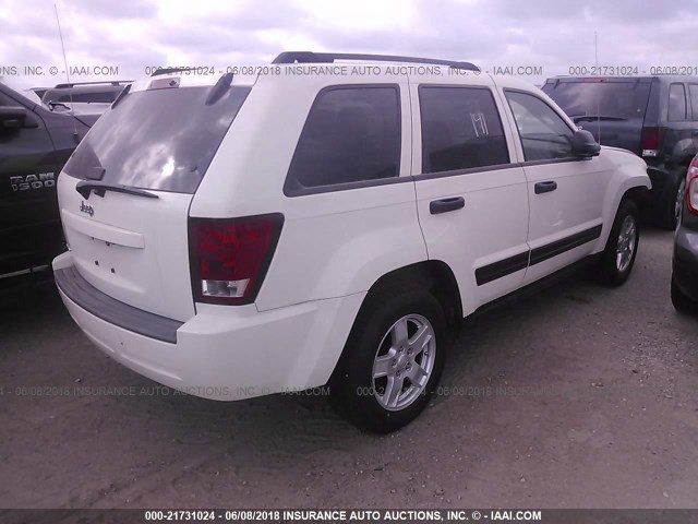 1J4GS48K96C143035 - 2006 JEEP GRAND CHEROKEE LAREDO/COLUMBIA/FREEDOM WHITE photo 4