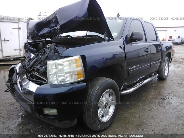 3GCRKSE37AG151074 - 2010 CHEVROLET SILVERADO K1500 LT Dark Blue photo 2