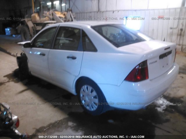 1FAFP34N07W354868 - 2007 FORD FOCUS ZX4/S/SE/SES 白色 照片 3