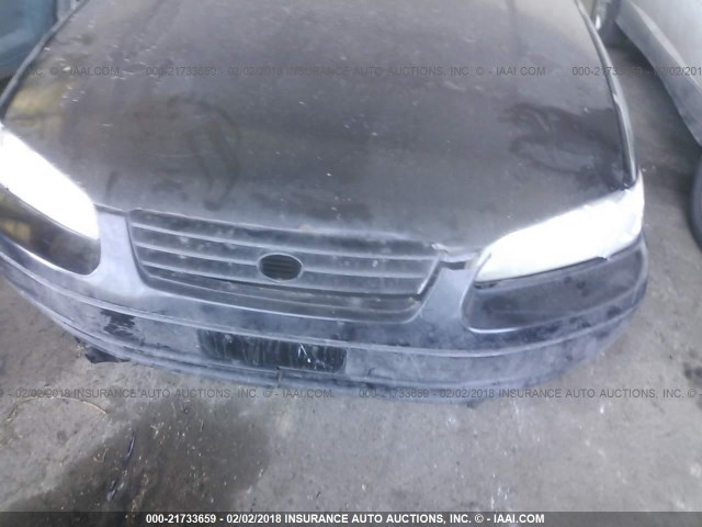 4T1BG22K9VU819910 - 1997 TOYOTA CAMRY CE/LE/XLE 黑色 照片 6