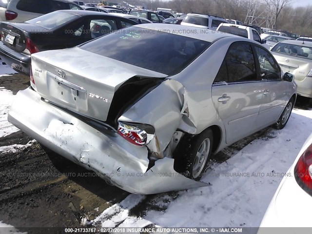 4T1BE32K76U707524 - 2006 TOYOTA CAMRY LE/XLE/SE ვერცხლისფერი ფოტო 4